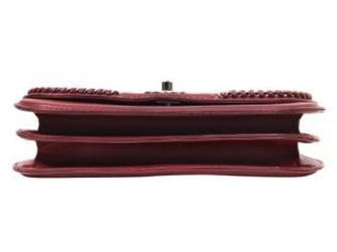 Chanel Borsa a tracolla in pelle bordeaux con patta e catena - vista 4