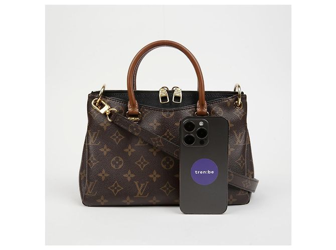 Louis Vuitton Borsa a spalla Pallas BB Nero - vista 14