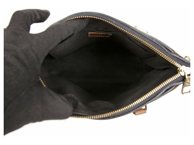 Louis Vuitton Borsa a spalla Pallas BB Nero - vista 16