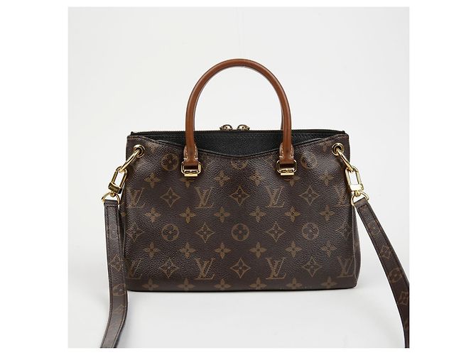 Louis Vuitton Borsa a spalla Pallas BB Nero - vista 5