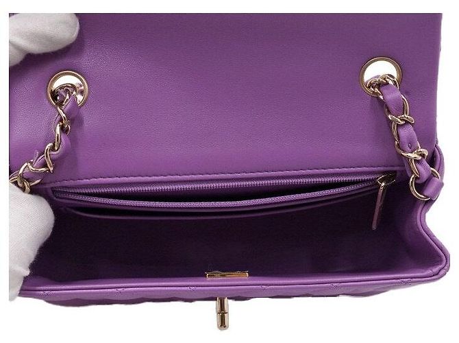 Chanel Mini borsa a tracolla Classic Flap in pelle d'agnello viola con catena oro champagne Porpora - vista 6