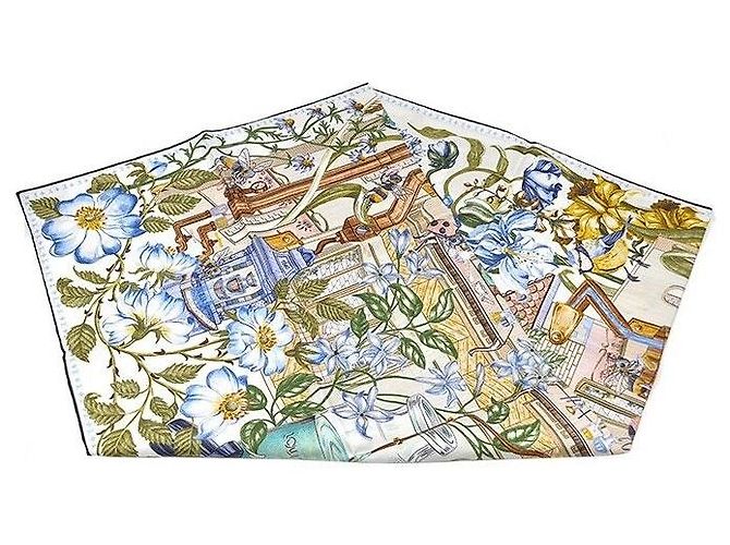 Louis Vuitton Foulard Quadrato Fontaine Parfum Blu - vista 3