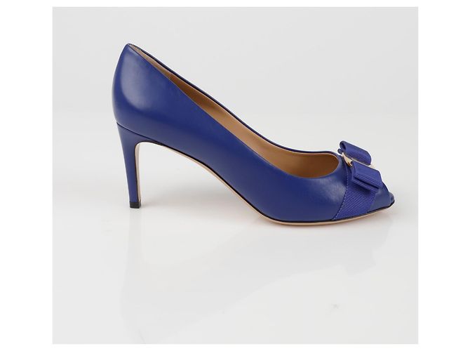 Salvatore Ferragamo Sapatos de salto Gancini Tamanho Vermelho - vista 2