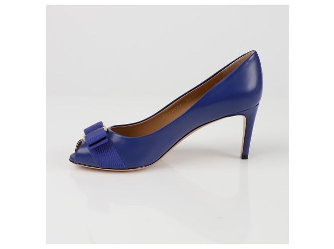 Salvatore Ferragamo Sapatos de salto Gancini Tamanho Vermelho - vista 3