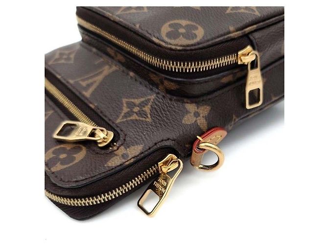 Louis Vuitton Borsa crossbody Monogram Utility Phone Pocket Multicolore - vista 5