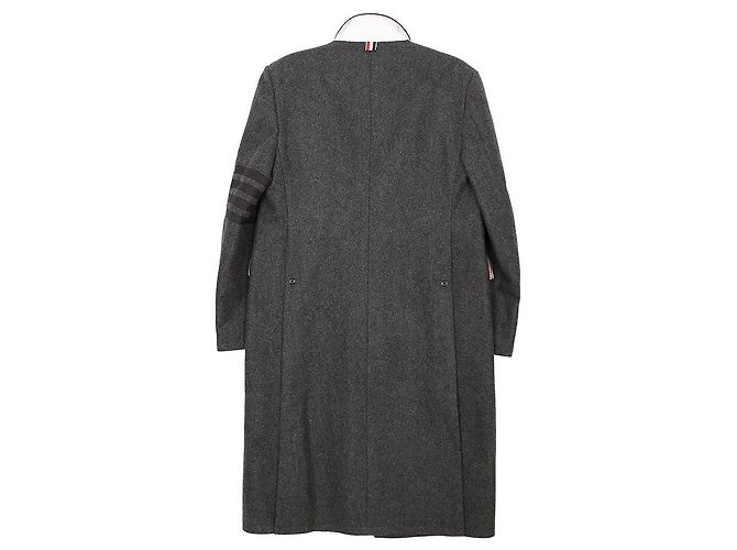 Thom Browne Größe des Classic Chesterfield Mantels Schwarz - Ansicht 2