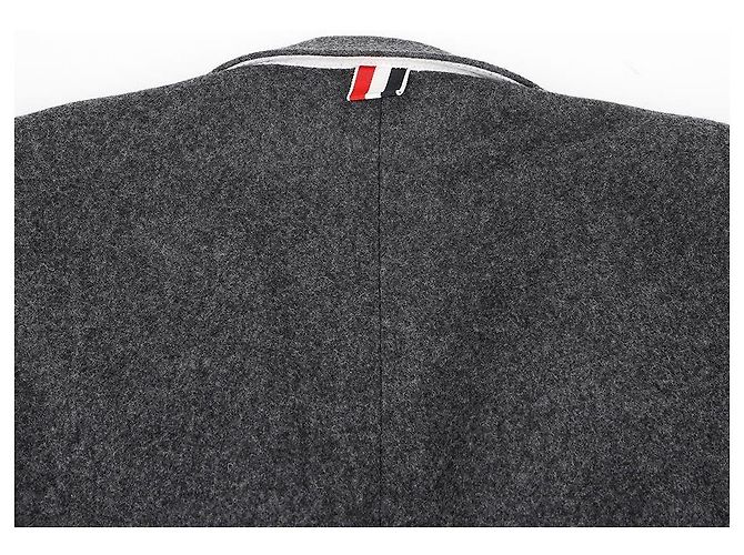 Thom Browne Größe des Classic Chesterfield Mantels Schwarz - Ansicht 6