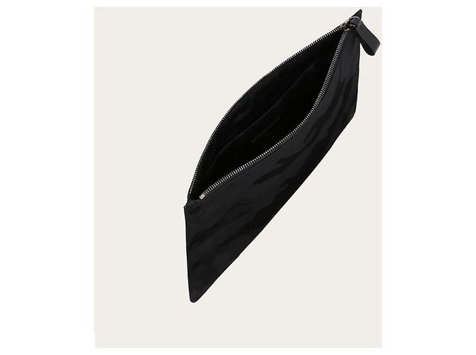 Valentino Pochette en jacquard camouflage - vue 8