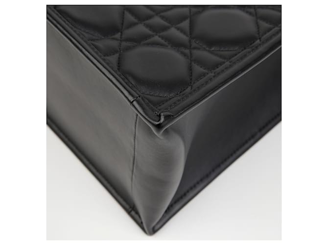 Dior Borsa a Tracolla Tote Medium Nero - vista 11