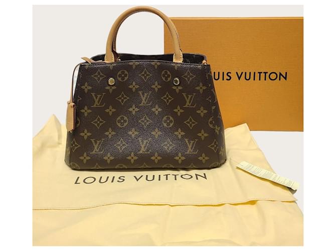 Louis Vuitton Borsa a spalla Monogram Montaigne BB Marrone - vista 7