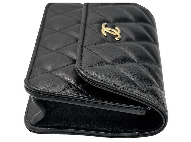 Chanel Mini borsa pouch con tracolla in pelle di agnello - vista 4