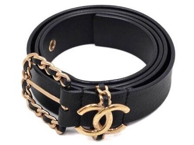 Chanel Damengürtel aus schwarzem Leder mit goldfarbenem CC-Logo - Ansicht 2