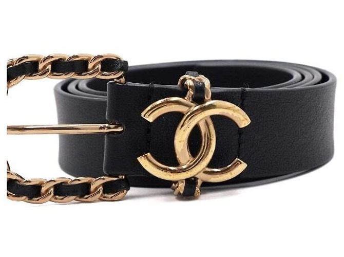 Chanel Damengürtel aus schwarzem Leder mit goldfarbenem CC-Logo - Ansicht 4