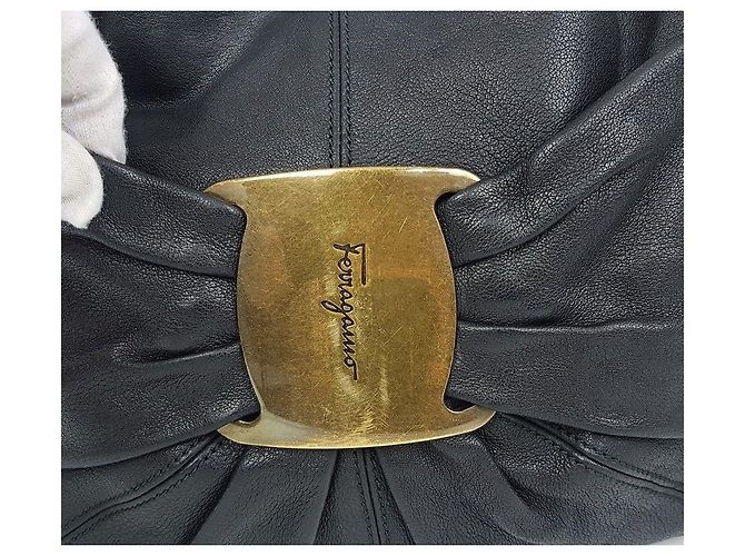 Salvatore Ferragamo Ferragamo Vara Decoration Big Schultertasche Schwarz - vista 2