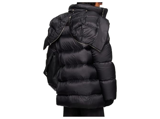 Moncler CYCLOPIC Hooded Down Coat Black - view 9