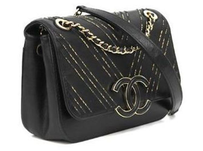Chanel Borsa a tracolla con patta a chevron nera Nero - vista 2