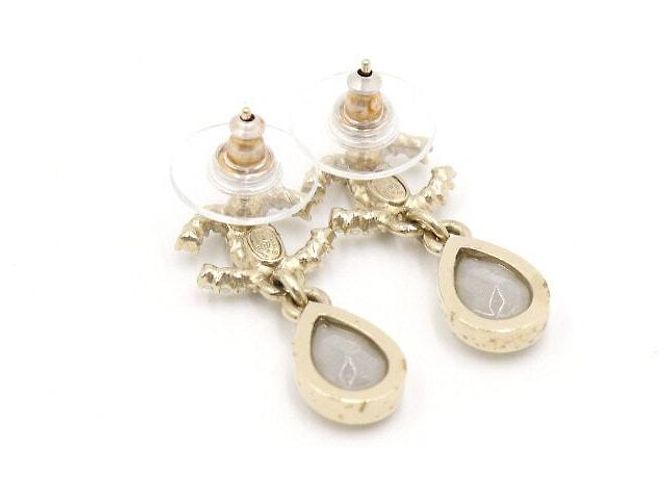 Chanel Orecchini Season CC Logo a goccia in cristallo placcati oro Multicolore - vista 3