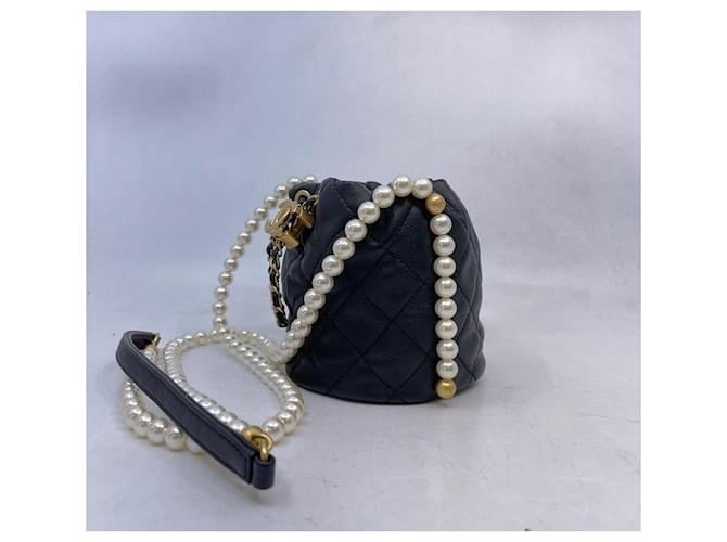Chanel Mini borsa a sacchetto con perle e tracolla Bianco - vista 3
