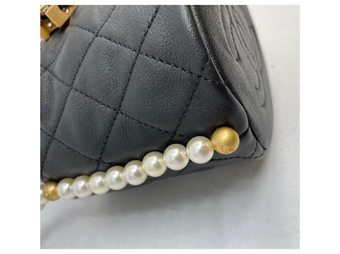 Chanel Mini borsa a sacchetto con perle e tracolla Bianco - vista 6