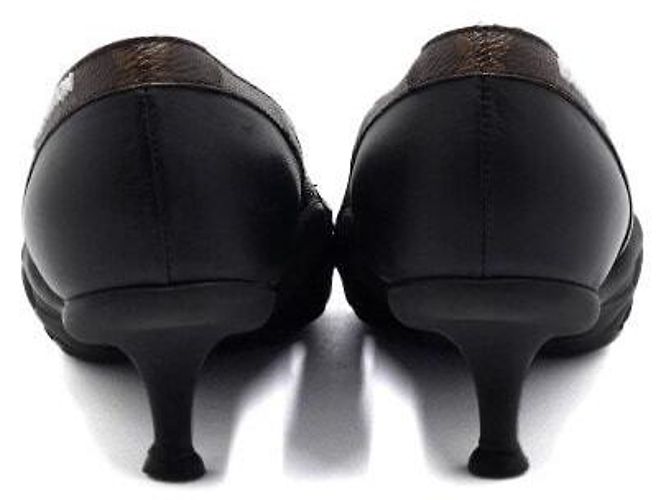 Louis Vuitton Décolleté Monogram Archlight da donna Nero - vista 7