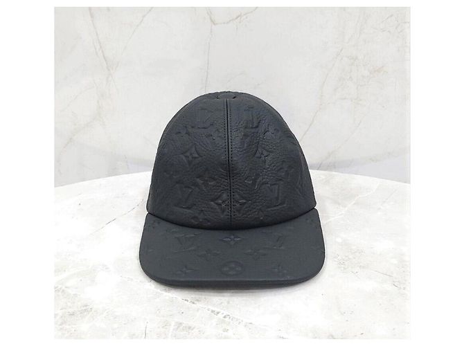 Louis Vuitton Shadow Baseball Cap aus Leder mit Monogramm in Schwarz - Ansicht 2