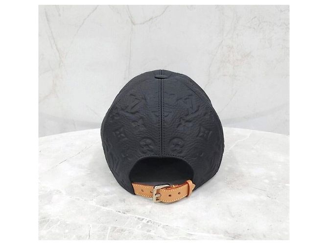 Louis Vuitton Shadow Baseball Cap aus Leder mit Monogramm in Schwarz - Ansicht 3