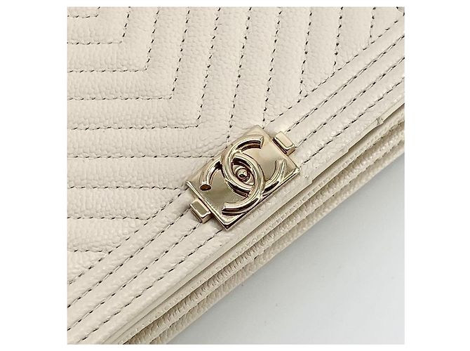 Chanel Mini Borsa a Tracolla WOC Chevron Caviar Gold Bianco - vista 8