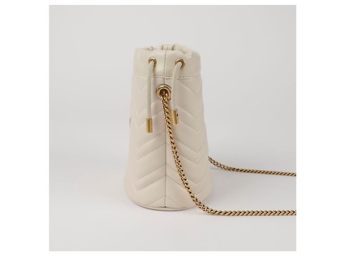Gucci Mini Borsa a Secchiello GG Marmont a tracolla Bianco - vista 3