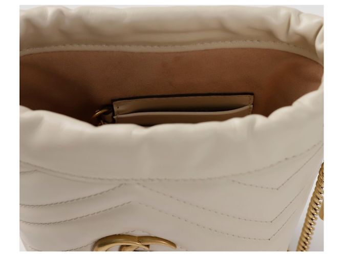 Gucci Mini Borsa a Secchiello GG Marmont a tracolla Bianco - vista 9