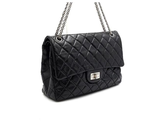 Chanel Große Vintage-Schultertasche in Schwarz mit silberner Kette - Ansicht 3