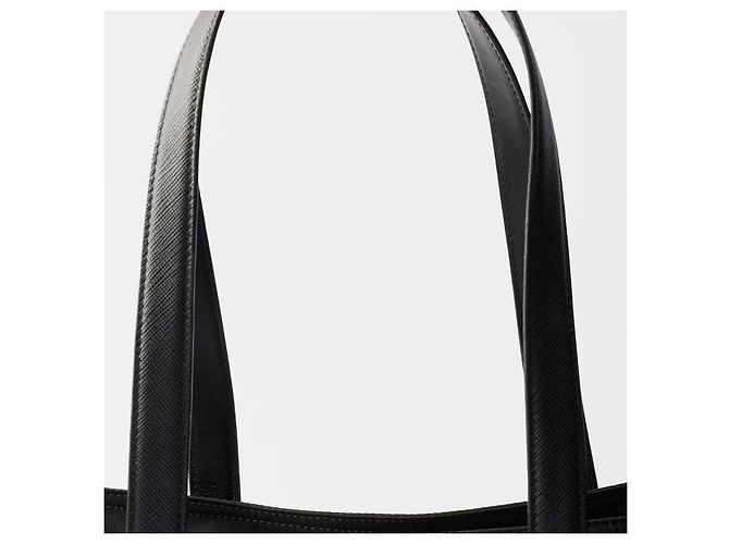 Prada Borsa Tote Re-Nylon Medium Re-edition OOO Nero - vista 3