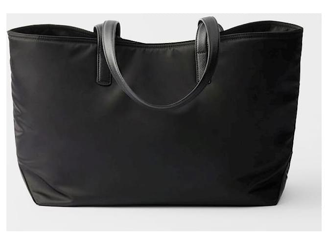 Prada Borsa Tote Re-Nylon Medium Re-edition OOO Nero - vista 6