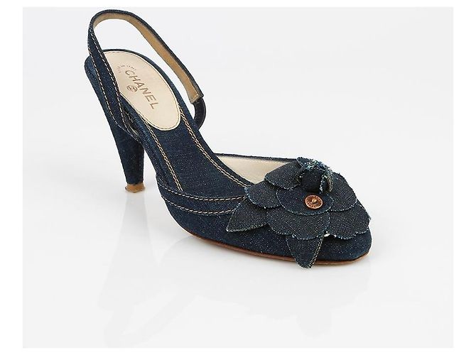 Chanel Décolleté Camelia Slingback Taglia Nero - vista 2