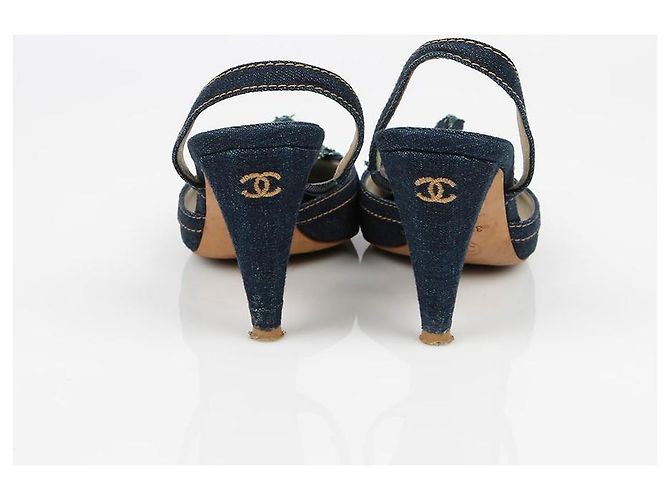 Chanel Décolleté Camelia Slingback Taglia Nero - vista 5