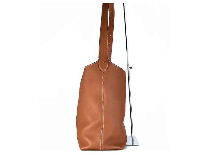 Louis Vuitton Borsa Hobo Low Key Borsa a Tracolla Rosso - vista 2