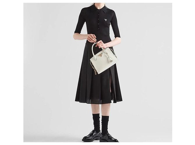 Prada Nuova Borsa a Mano Christine Saffiano - vista 9