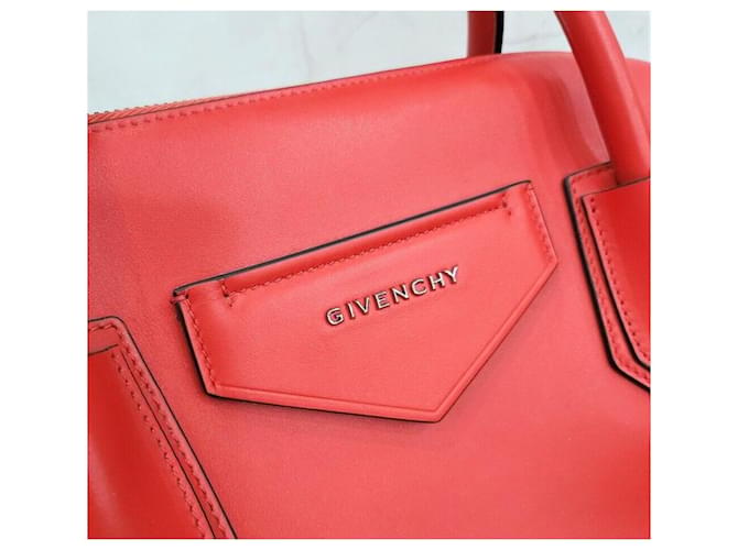 Givenchy Borsa a Tracolla Antigona in Pelle Large Rosso - vista 4