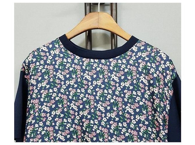 Moncler T-shirt de manga curta com flores - vista 4