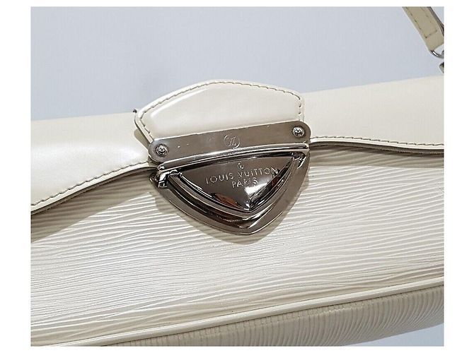 Louis Vuitton Epi Montaigne PM Bianco - vista 3