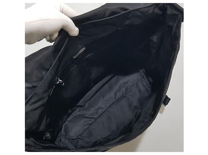 Prada Borsa a tracolla in Re-Nylon e pelle Saffiano Nero - vista 8