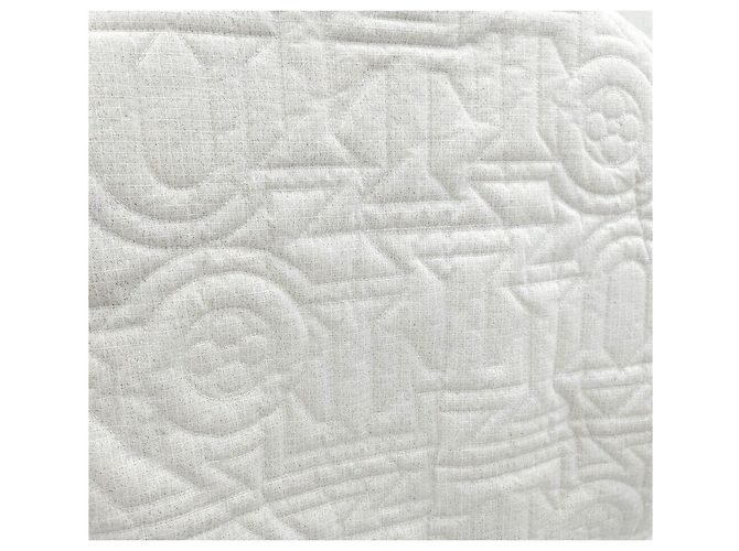 Louis Vuitton LV Signature Daunensteppweste Silber - Ansicht 3