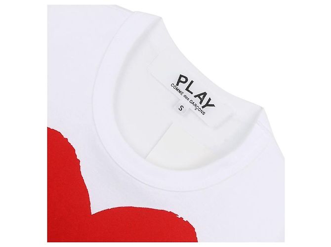 Comme Des Garcons T-Shirt mit kurzen Ärmeln und Big Heart Red Patch Weiß - Ansicht 5