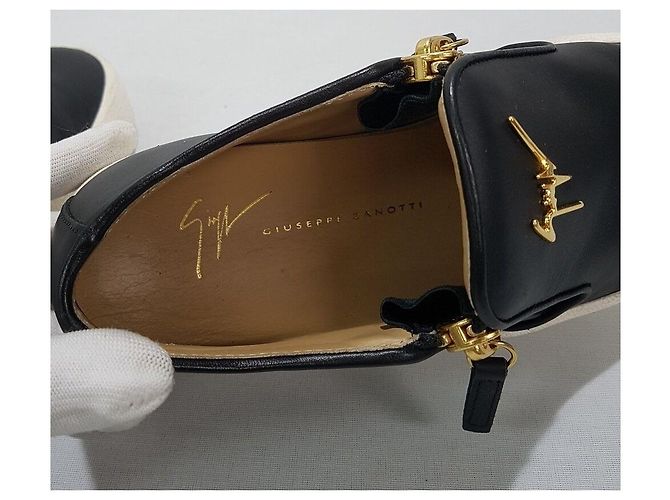 Sneaker slip-on con zip Giuseppe Zanotti in pelle nera Nero - vista 9