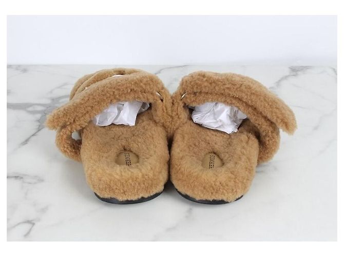 Hermès Pantofole in lana shearling beige Marrone - vista 4