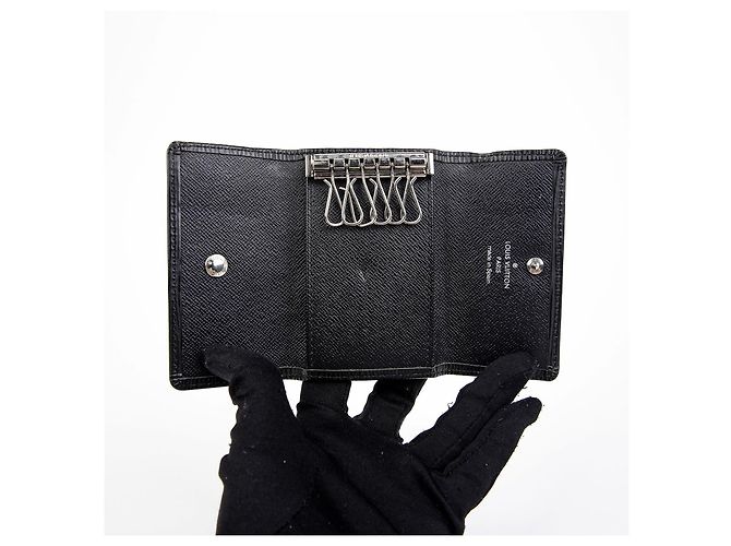 Louis Vuitton Key Holder Black - view 8