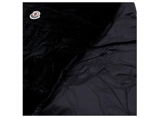 Moncler Cachecol e Muffler de Veludo Preto e Penugem de Ganso - vista 8