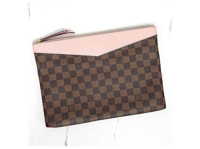Louis Vuitton Borsa a Clutch Daily Damier Rosa - vista 7