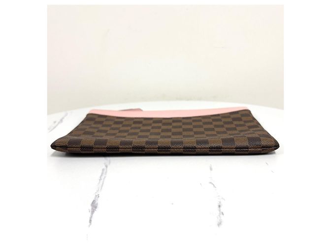 Louis Vuitton Borsa a Clutch Daily Damier Rosa - vista 8