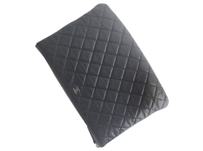 Chanel Caviar Clutch Medium - vista 3