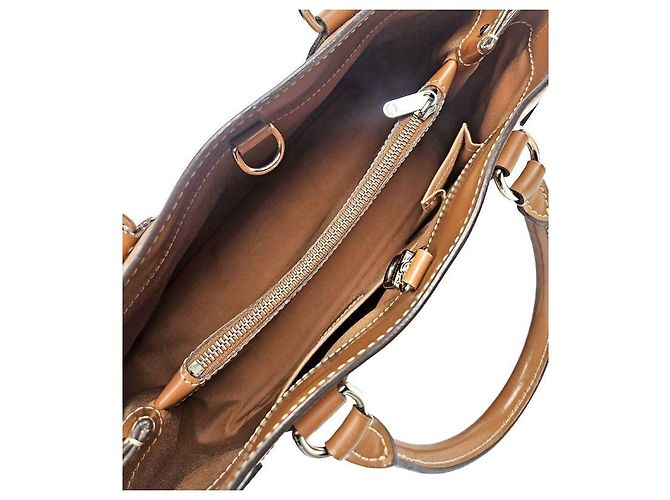Louis Vuitton Borsa Tote Brea in pelle Epi marrone - vista 5